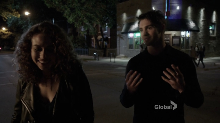 VampireDiariesWorld_dot_nl-ChigagoFire4x05-2223.jpg