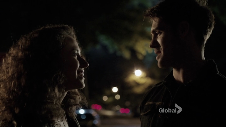 VampireDiariesWorld_dot_nl-ChigagoFire4x05-2234.jpg