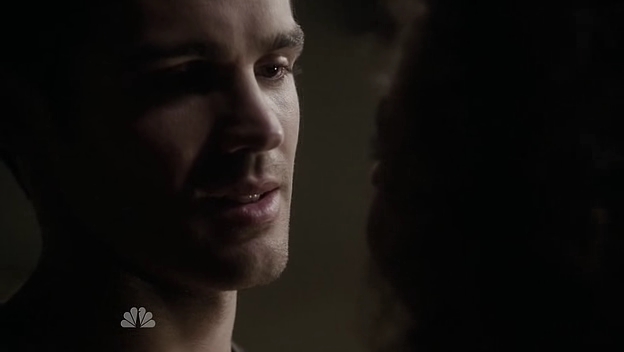 VampireDiariesWorld-dot-nl_ChigagoFire4x06-2194.jpg