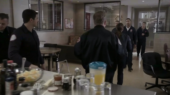 VampireDiariesWorld-dot-nl_ChigagoFire4x08-0148.jpg