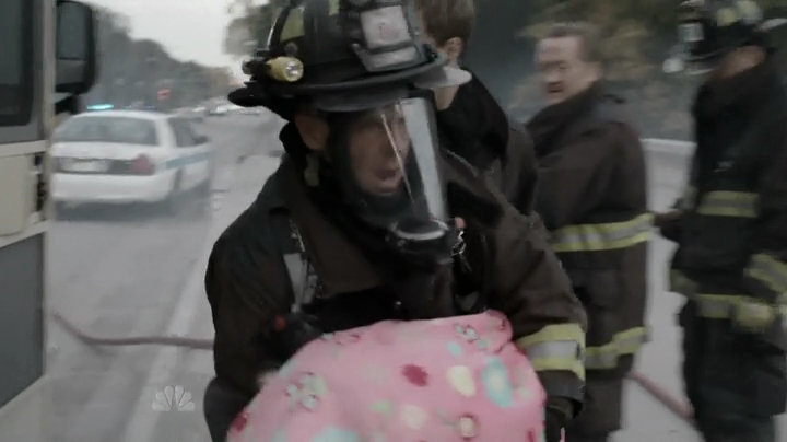 VampireDiariesWorld-dot-nl_ChigagoFire4x08-0412.jpg