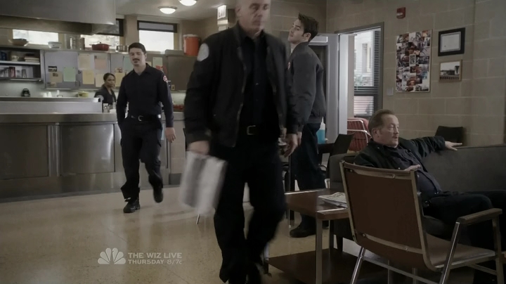VampireDiariesWorld-dot-nl_ChigagoFire4x08-1076.jpg