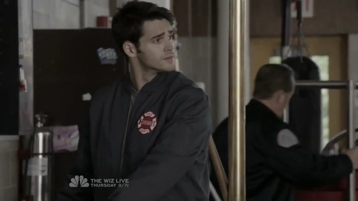 VampireDiariesWorld-dot-nl_ChigagoFire4x08-1095.jpg