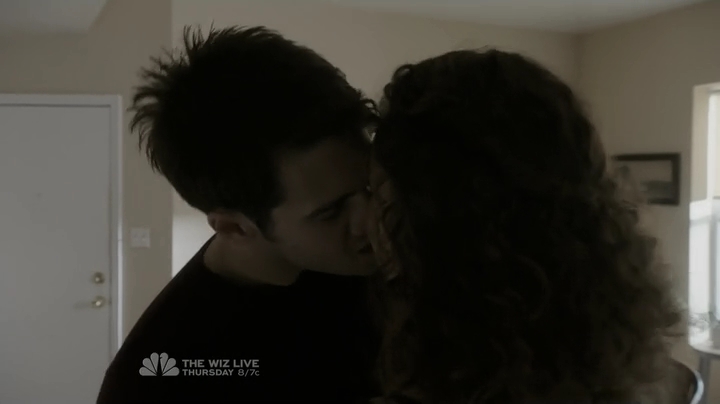 VampireDiariesWorld-dot-nl_ChigagoFire4x08-1447.jpg