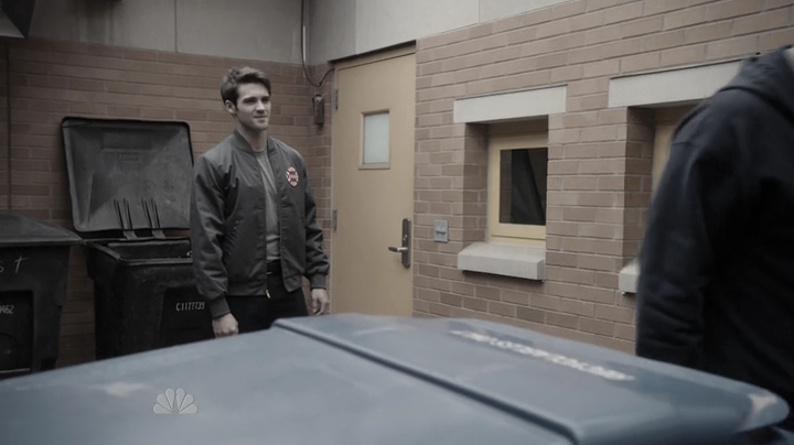 vampirediariesworld_dot_nl-ChigagoFire4x09-0738.jpg