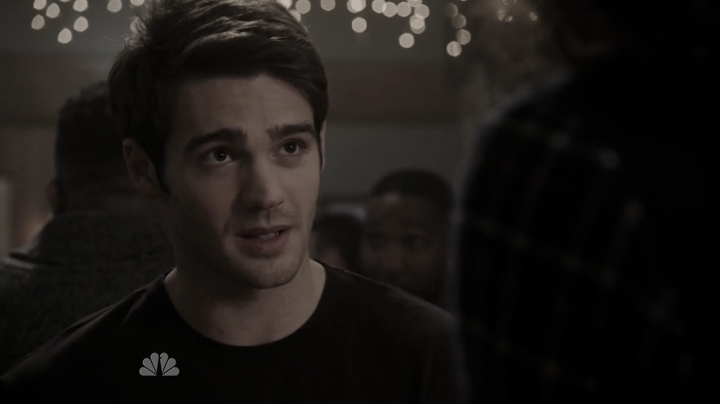vampirediariesworld_dot_nl-ChigagoFire4x09-0835.jpg