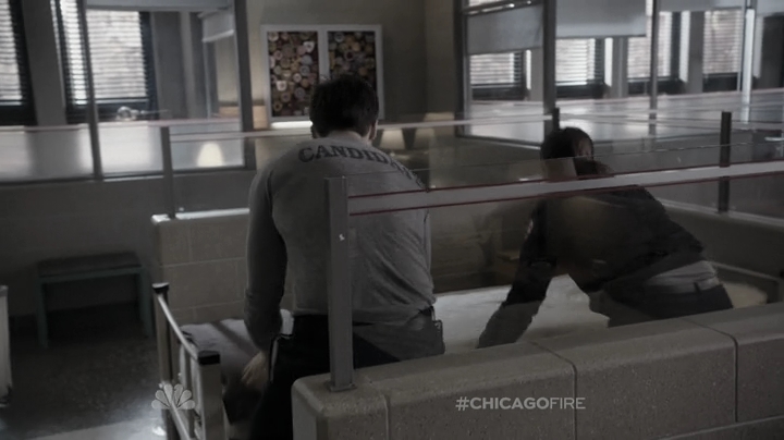 vampirediariesworld_dot_nl-ChigagoFire4x09-1017.jpg