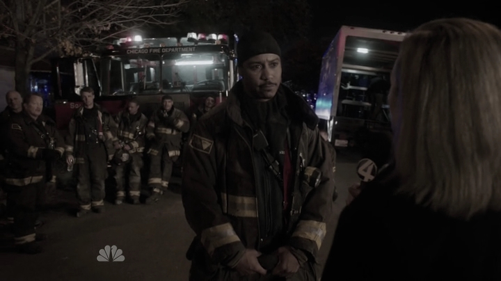 vampirediariesworld_dot_nl-ChigagoFire4x09-1334.jpg