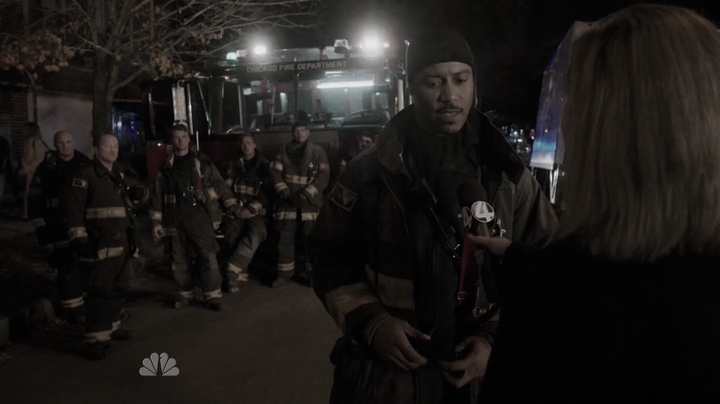vampirediariesworld_dot_nl-ChigagoFire4x09-1372.jpg