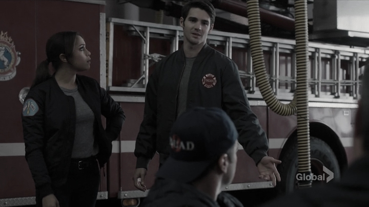 vampirediariesworld_dot_nl-ChigagoFire4x11-0773.jpg