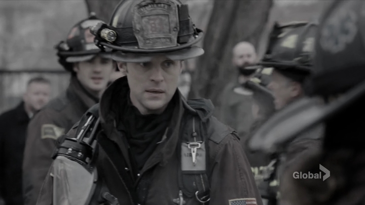 vampirediariesworld_dot_nl-ChigagoFire4x11-1328.jpg