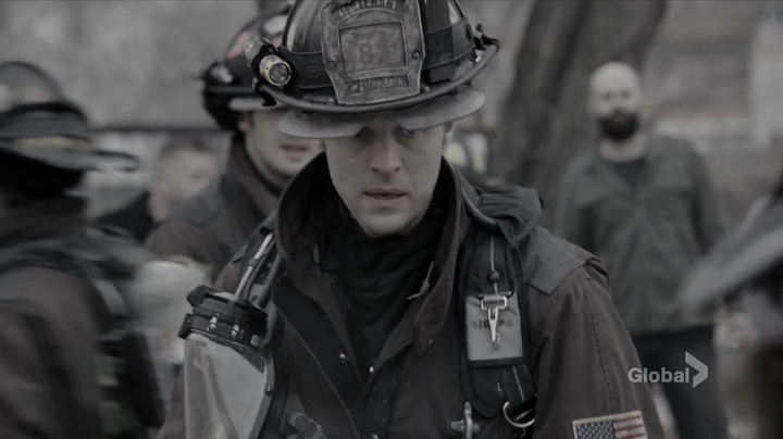 vampirediariesworld_dot_nl-ChigagoFire4x11-1329.jpg