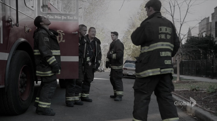 vampirediariesworld_dot_nl-ChigagoFire4x11-1409.jpg