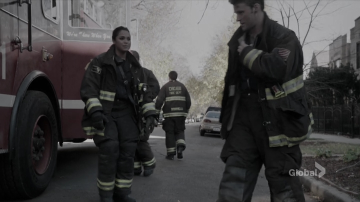 vampirediariesworld_dot_nl-ChigagoFire4x11-1411.jpg