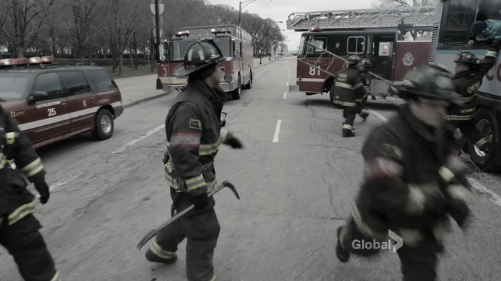 vampirediariesworld_dot_nl-ChigagoFire4x12-0340.jpg