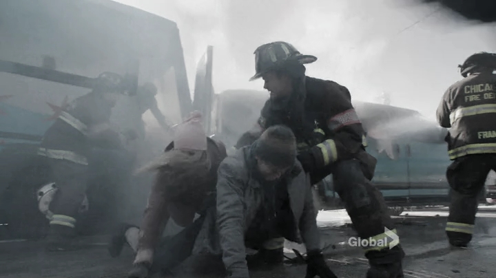 vampirediariesworld_dot_nl-ChigagoFire4x12-0394.jpg