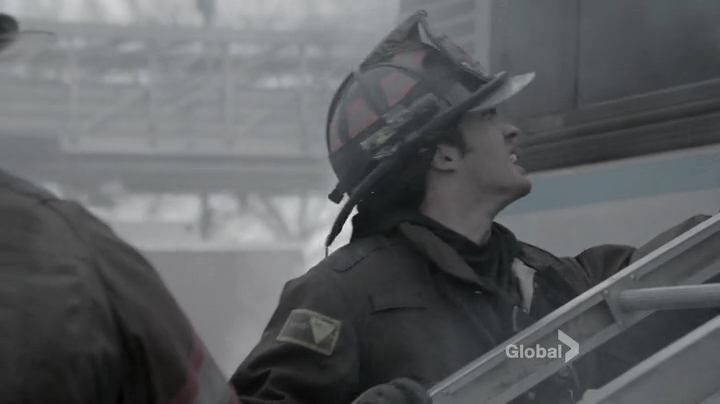 vampirediariesworld_dot_nl-ChigagoFire4x12-0459.jpg