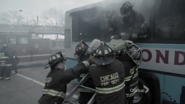 vampirediariesworld_dot_nl-ChigagoFire4x12-0465.jpg