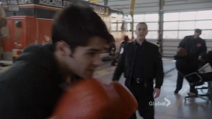 VampireDiariesWorld_dot_nl-ChigagoFire4x14-0661.jpg