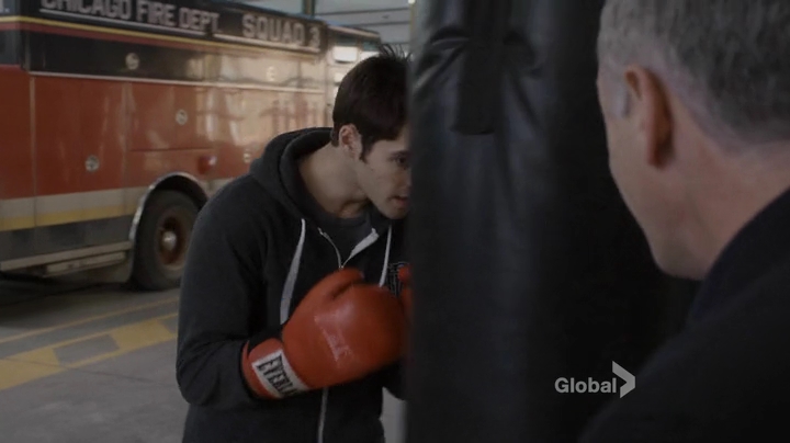 VampireDiariesWorld_dot_nl-ChigagoFire4x14-0676.jpg