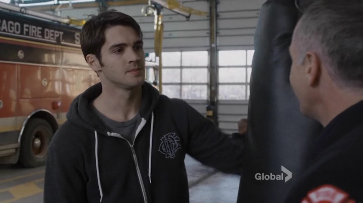 VampireDiariesWorld_dot_nl-ChigagoFire4x14-0682.jpg