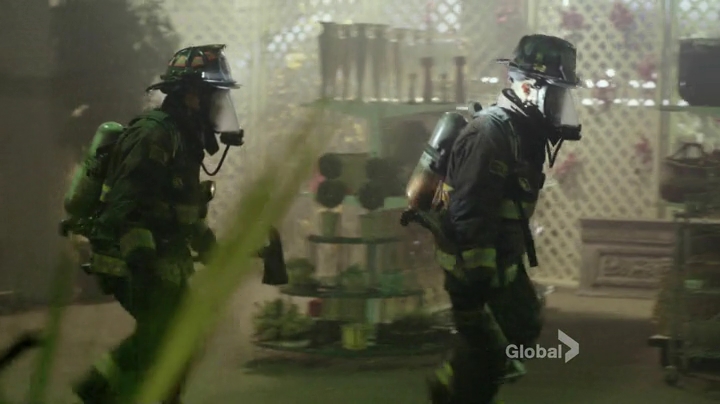 VampireDiariesWorld_dot_nl-ChigagoFire4x14-0857.jpg