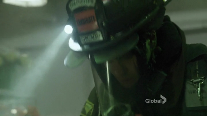 VampireDiariesWorld_dot_nl-ChigagoFire4x14-0899.jpg