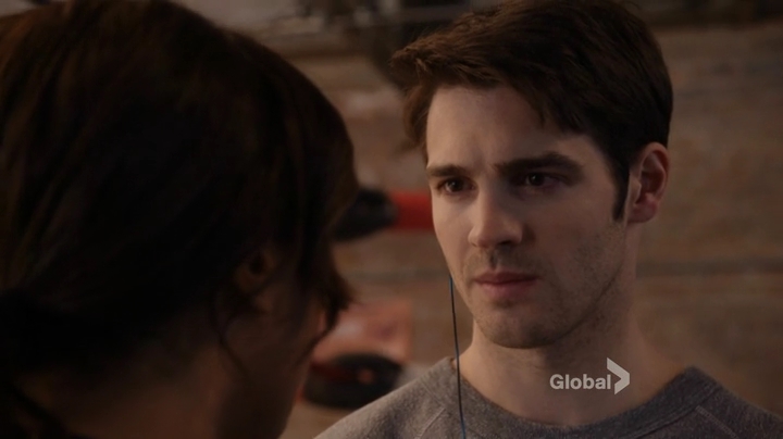 VampireDiariesWorld_dot_nl-ChigagoFire4x14-1238.jpg