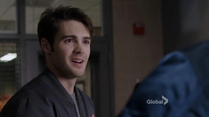 VampireDiariesWorld_dot_nl-ChigagoFire4x15-1406.jpg