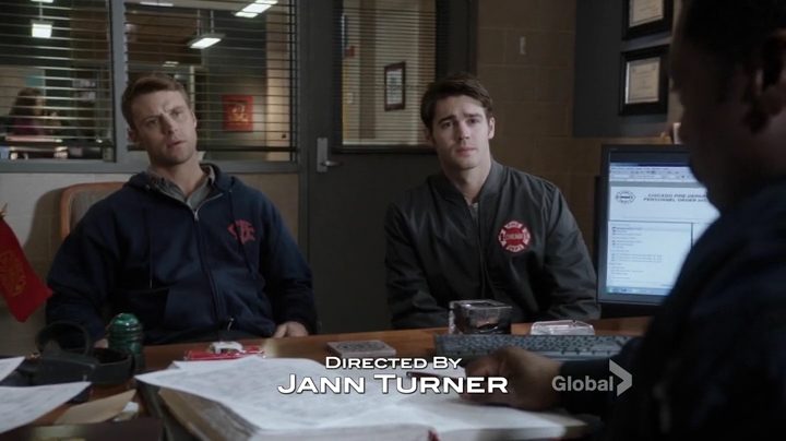 VampireDiariesWorld_dot_nl-ChigagoFire4x15-568.jpg