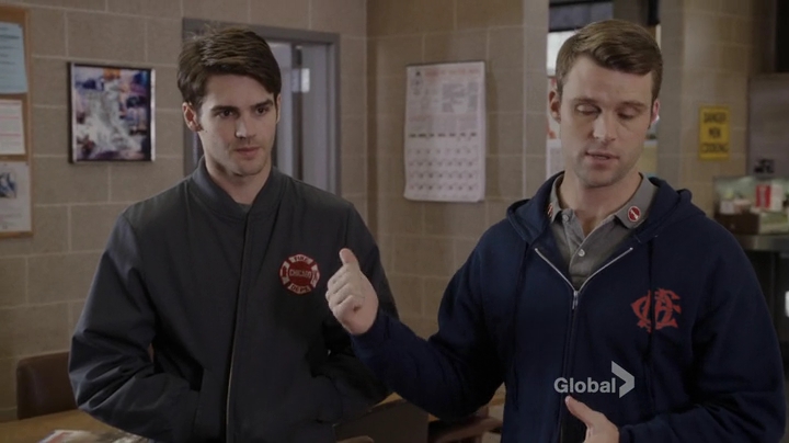 VampireDiariesWorld_dot_nl-ChigagoFire4x15-612.jpg