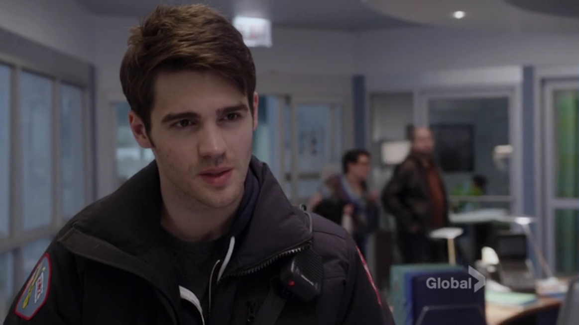 VampireDiariesWorld_dot_nl-ChigagoFire4x16-0436.jpg