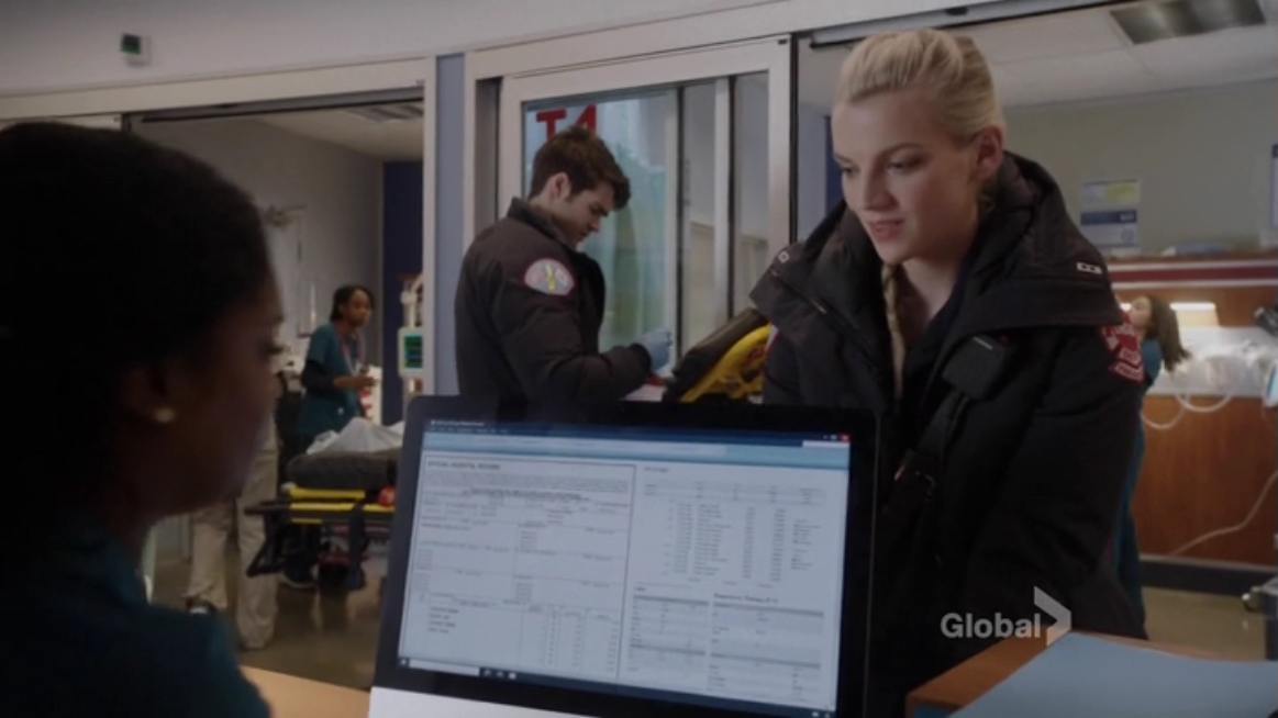 VampireDiariesWorld_dot_nl-ChigagoFire4x16-0920.jpg