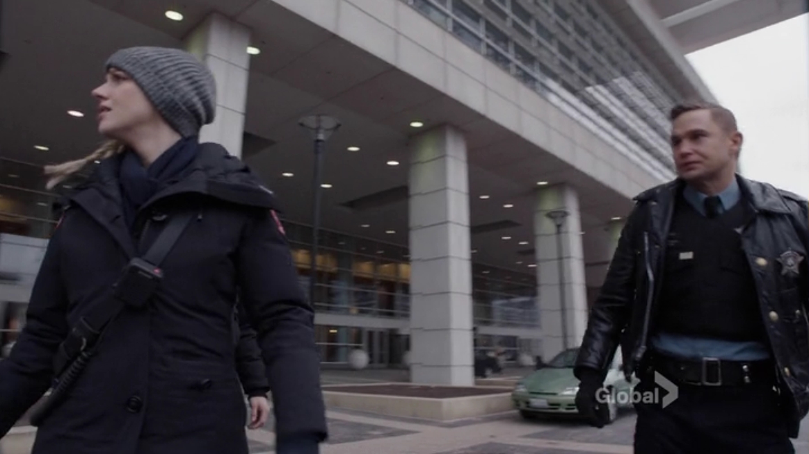 VampireDiariesWorld_dot_nl-ChigagoFire4x16-1490.jpg