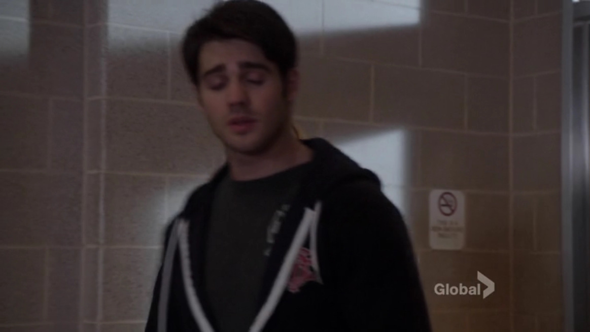 VampireDiariesWorld_dot_nl-ChigagoFire4x16-1617.jpg