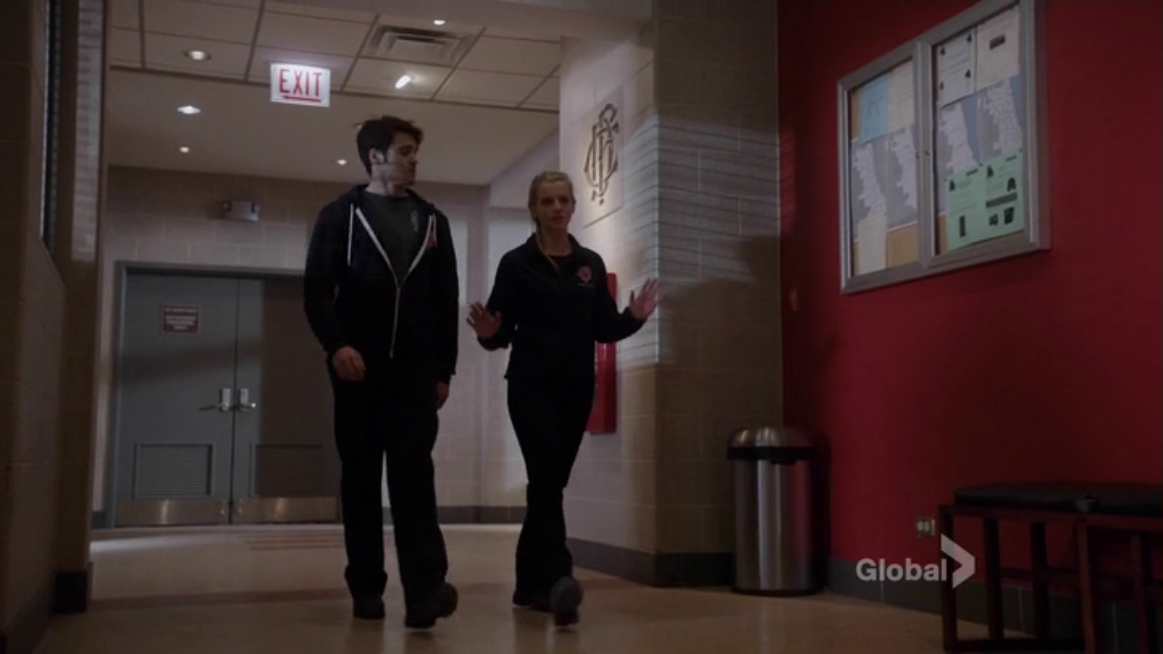 VampireDiariesWorld_dot_nl-ChigagoFire4x16-1621.jpg