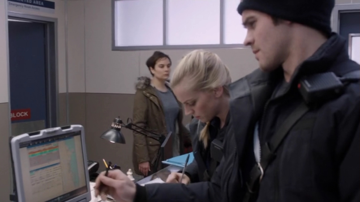 VampireDiariesWorld_dot_nl-ChigagoFire4x16-1889.jpg