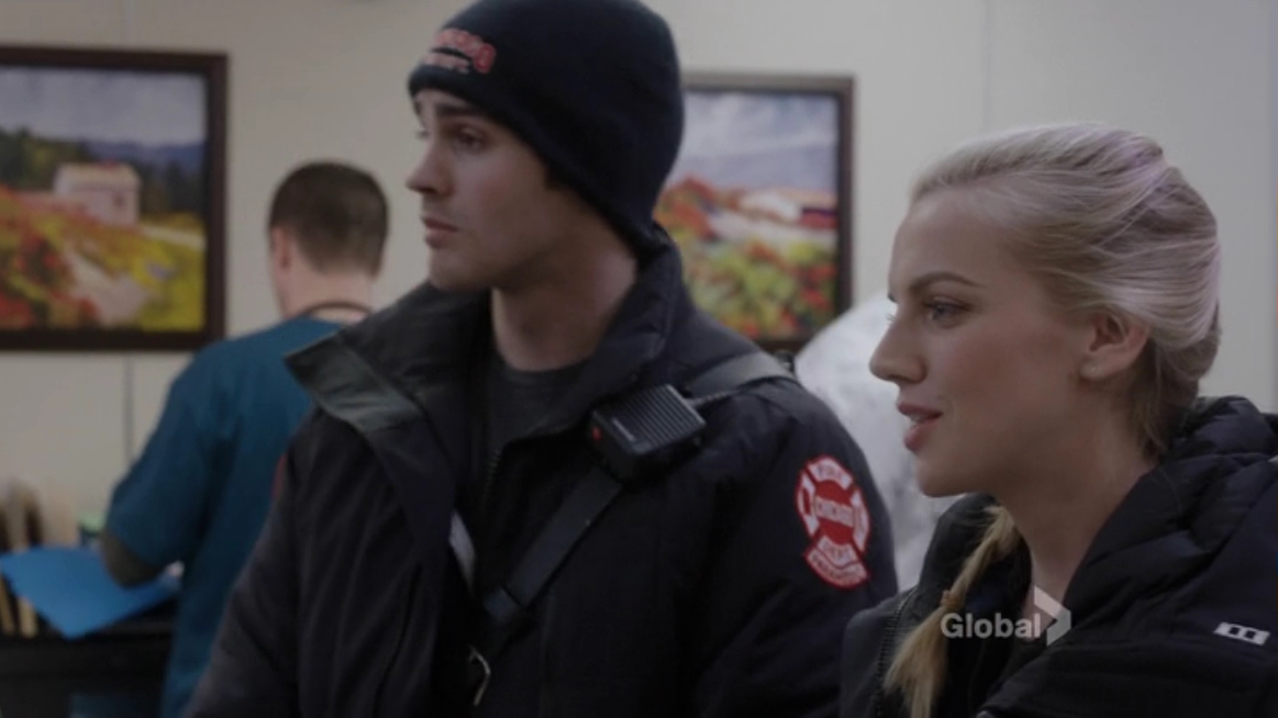 VampireDiariesWorld_dot_nl-ChigagoFire4x16-1900.jpg