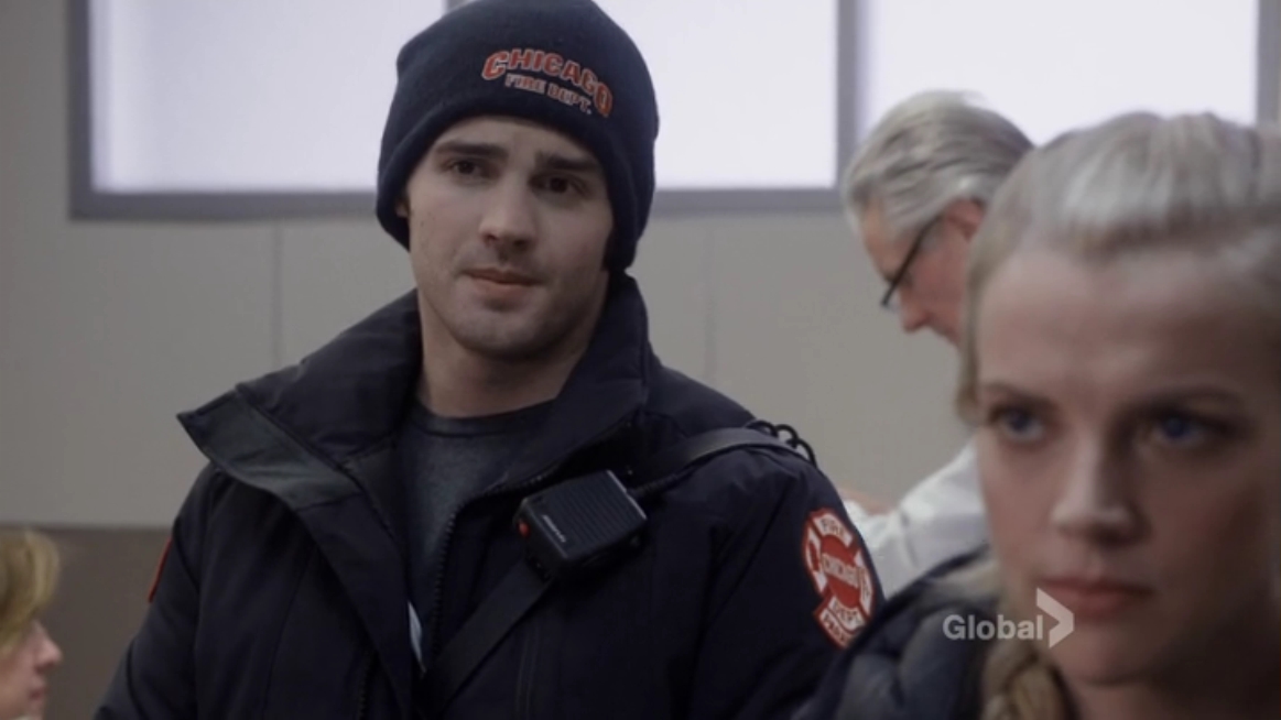 VampireDiariesWorld_dot_nl-ChigagoFire4x16-1935.jpg