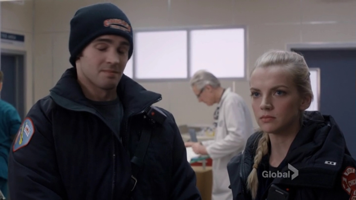 VampireDiariesWorld_dot_nl-ChigagoFire4x16-1976.jpg