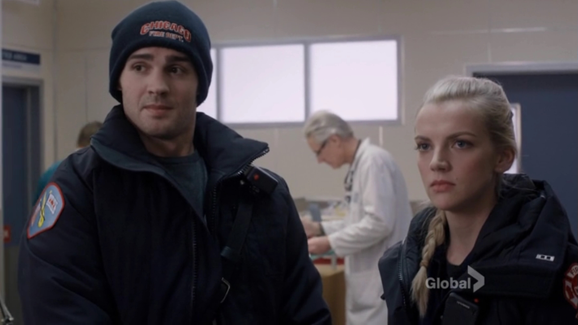 VampireDiariesWorld_dot_nl-ChigagoFire4x16-1977.jpg