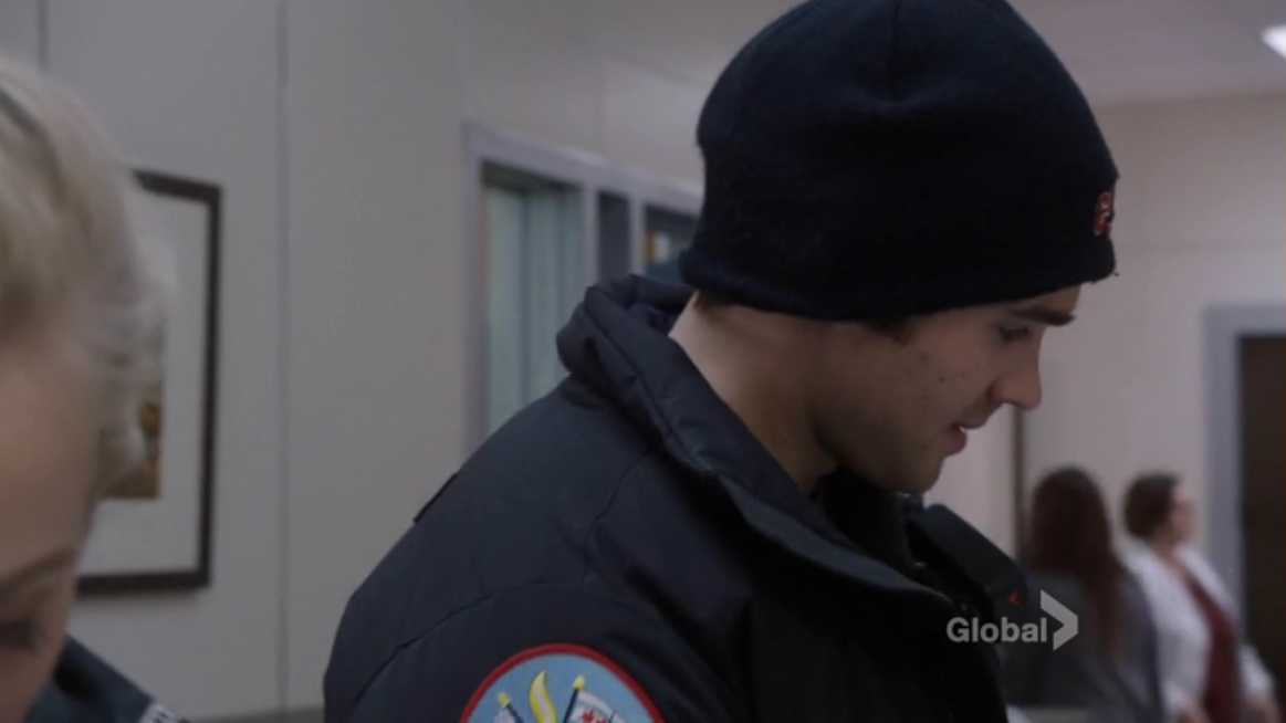 VampireDiariesWorld_dot_nl-ChigagoFire4x16-1998.jpg