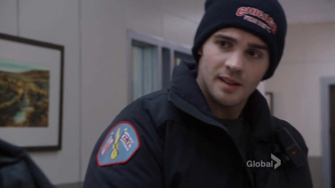 VampireDiariesWorld_dot_nl-ChigagoFire4x16-2002.jpg
