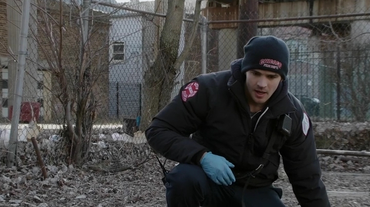 VampireDiariesWorld-dot-NL-ChigagoFire4x18-0232.jpg