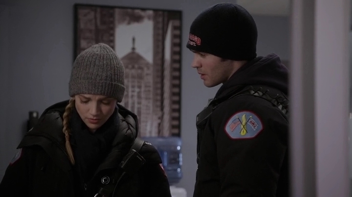 VampireDiariesWorld-dot-NL-ChigagoFire4x18-0529.jpg