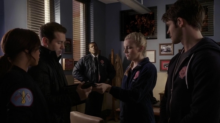 VampireDiariesWorld-dot-NL-ChigagoFire4x18-1136.jpg