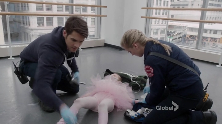 VampireDiariesWorld-dot-NL-ChigagoFire4x20-1111.jpg