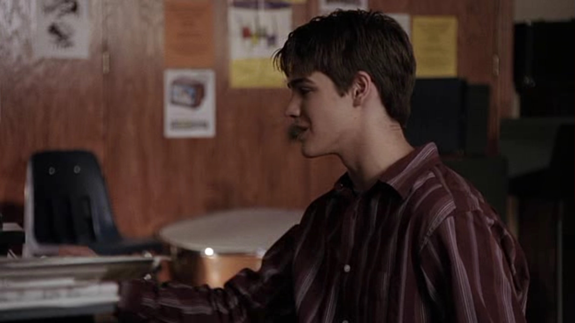 VampireDiariesWorld_dot_nl_Everwood4x05-0433.jpg