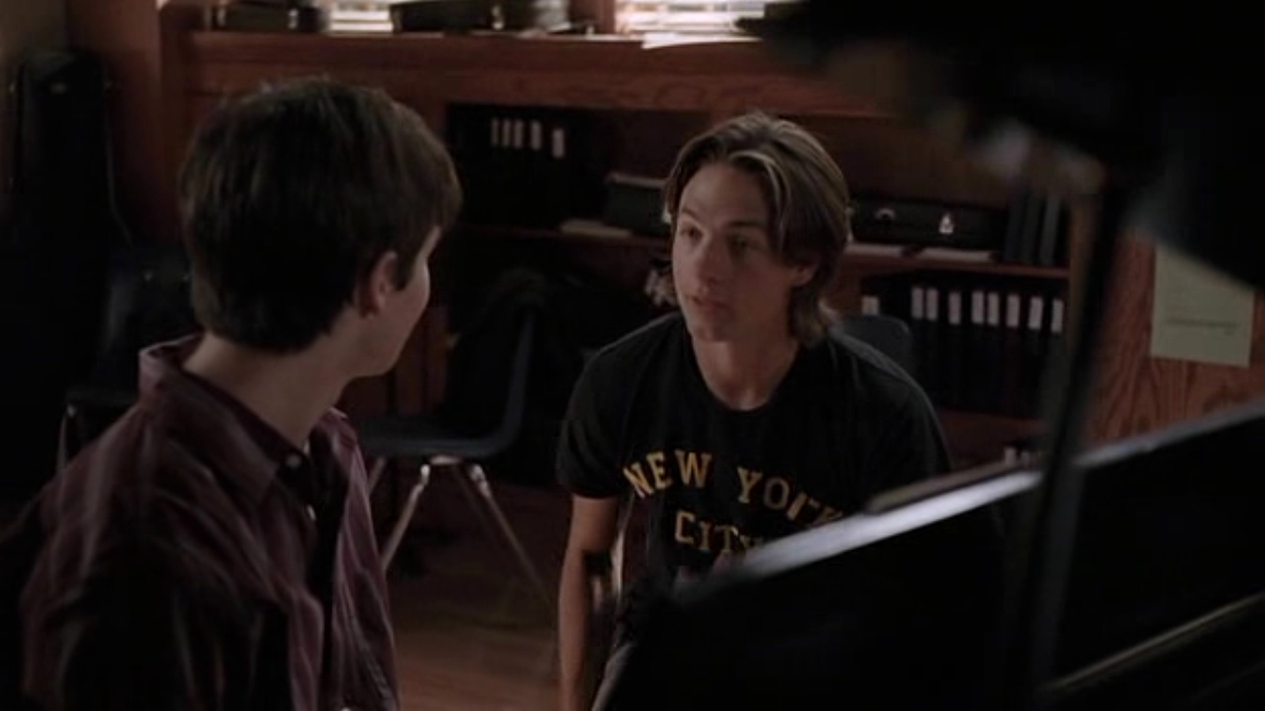 VampireDiariesWorld_dot_nl_Everwood4x05-0440.jpg