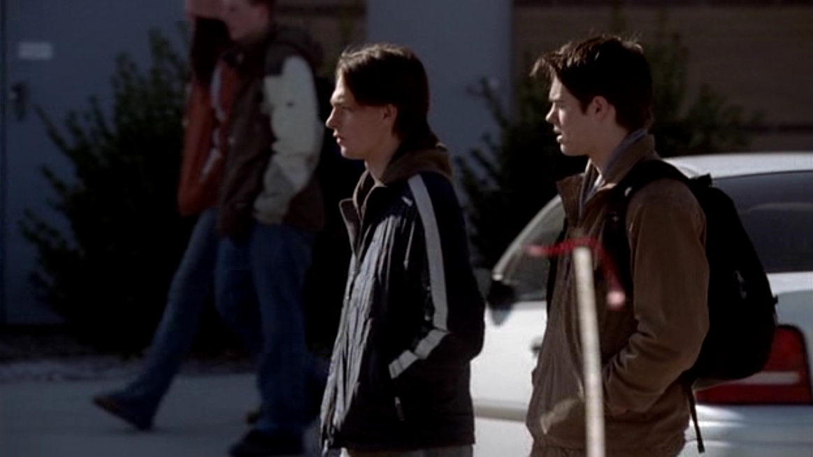 VampireDiariesWorld_dot_nl_Everwood4x10-0447.jpg